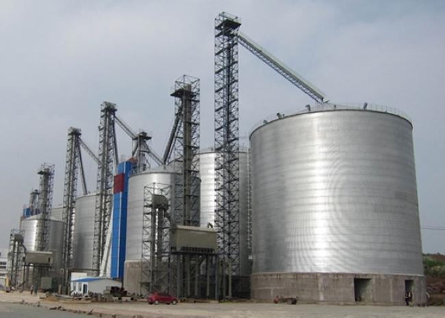 焦作大型钢板库构造参数及水泥储存质量